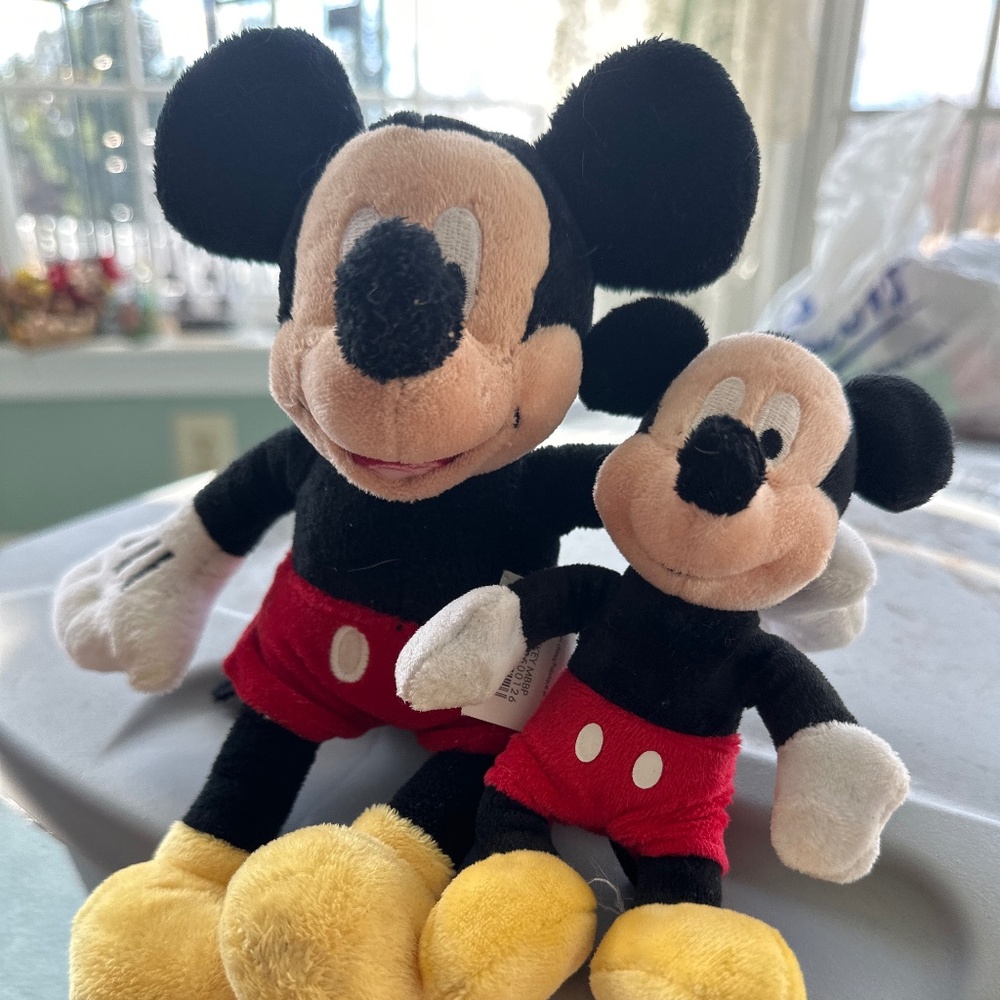 Lot of Mickey Mouse and Minnie